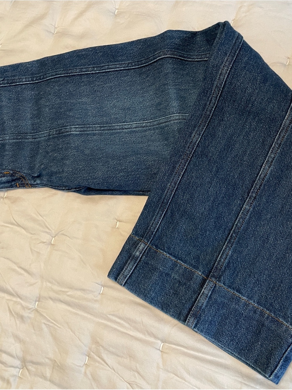 Frame Denim Seamed High-Rise Wide Leg Jeans - Picture 4 of 9